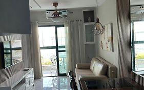 Apto Vista Frontal Mar De Camburi